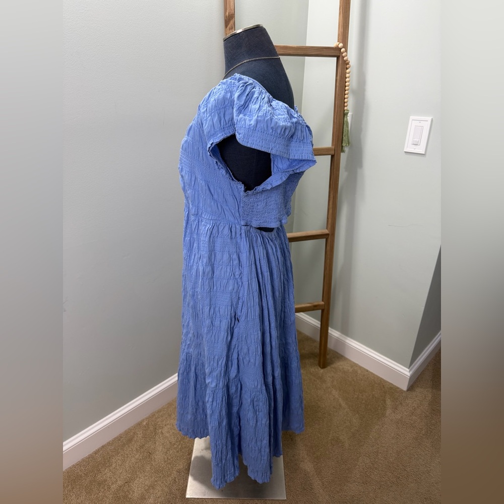 Universal Thread Blue Flutter Short Sleeve Midi A… - image 5